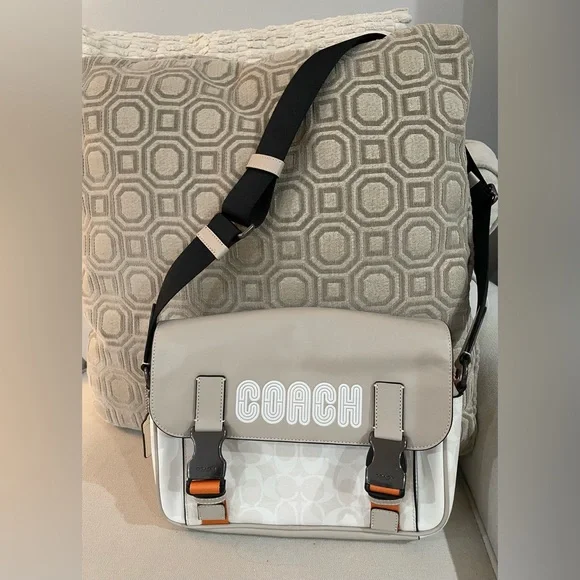 Coach Beige and Orange Messenger Bag - Picture 7 of 10